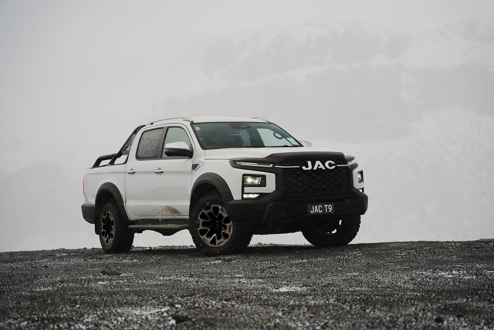 JAC Motors New Zealand – T9 Ute – Snow WEB