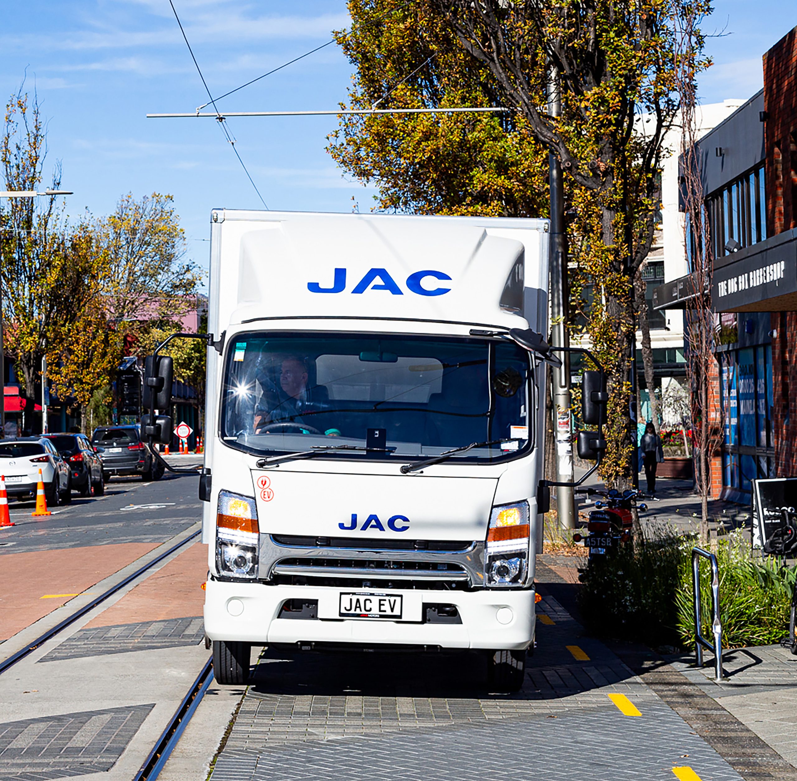 JAC EV Truck CROP